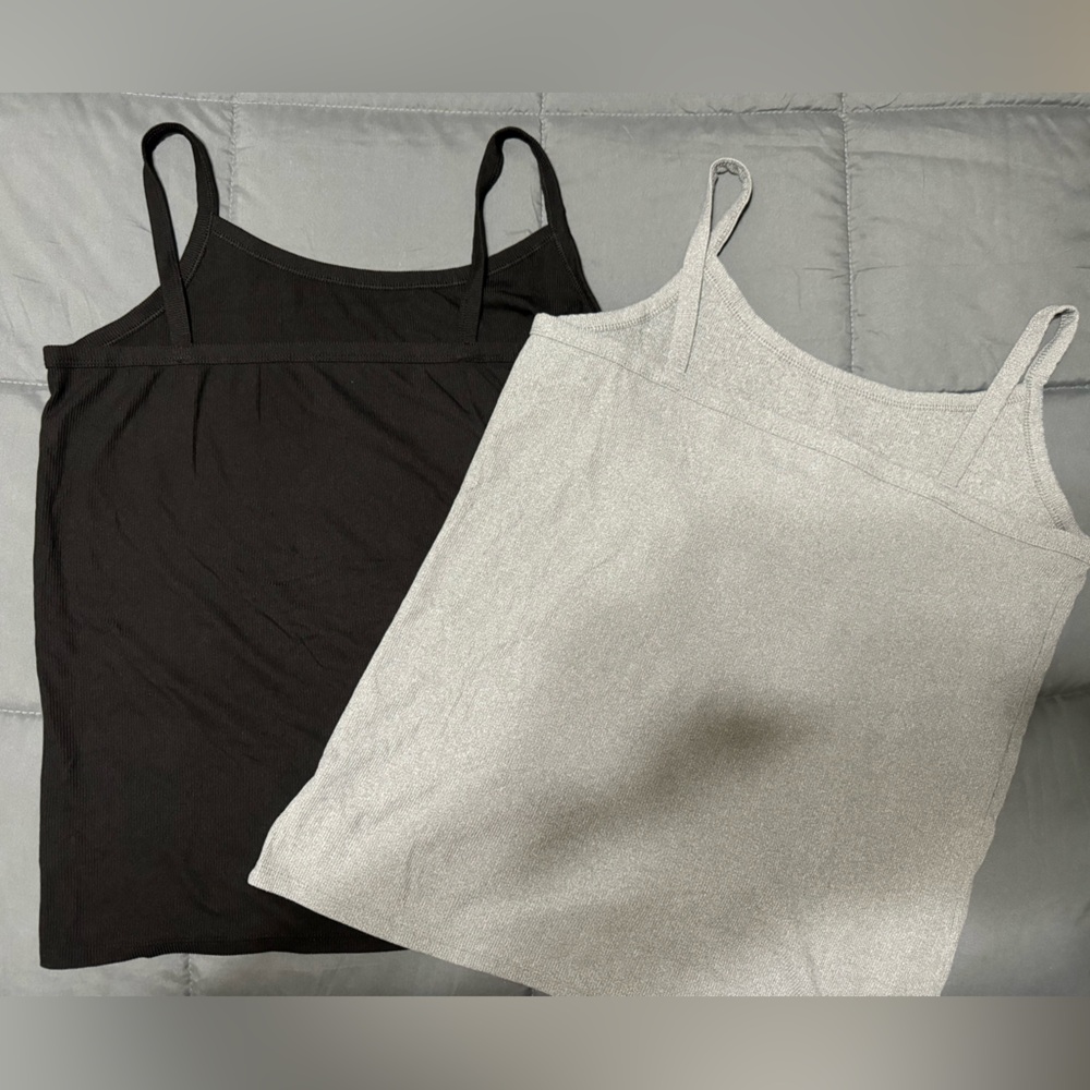 Multiple Tank Tops - Picture 5 of 5